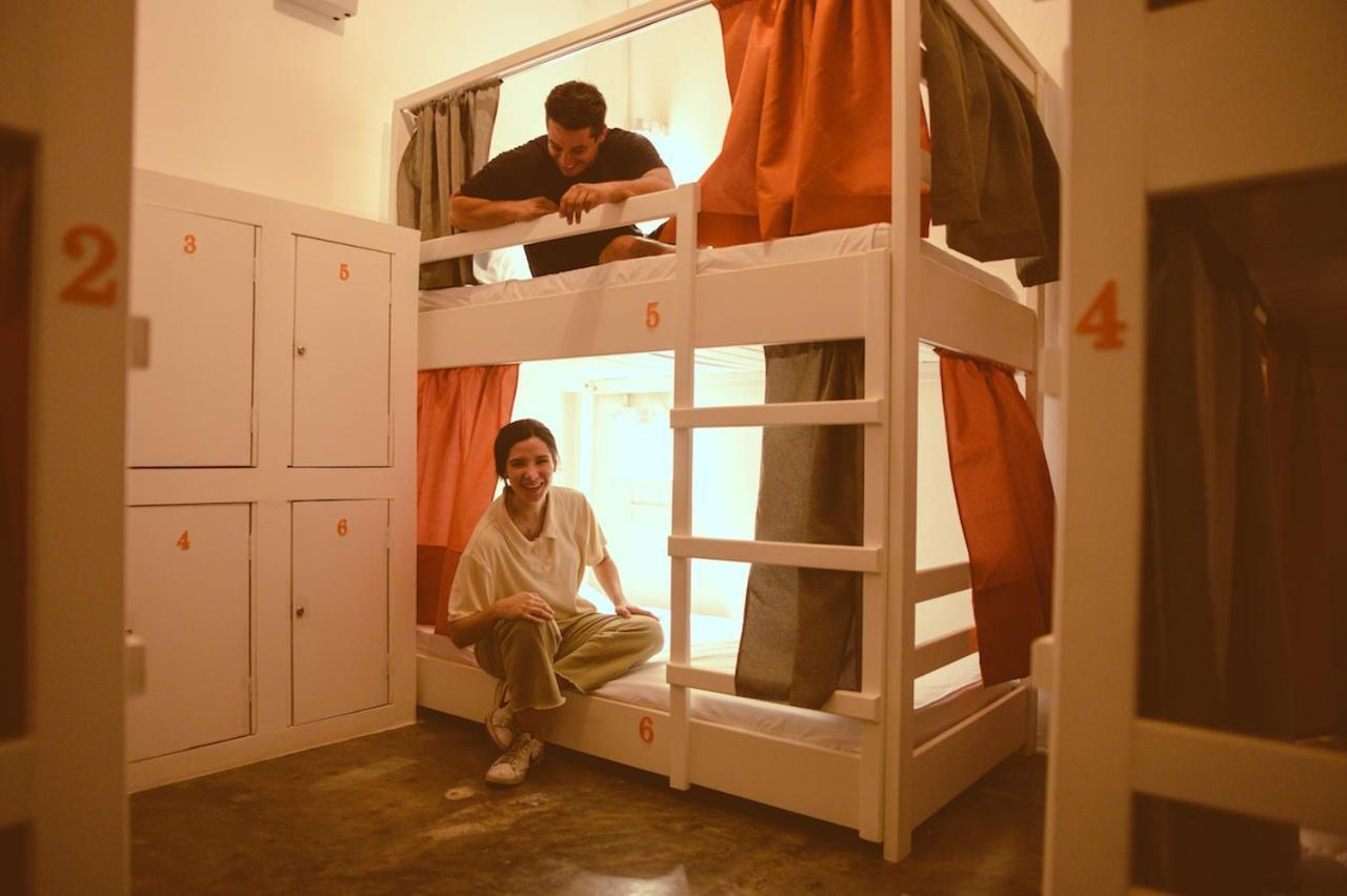 Macarena Hostel Flores Bagian luar foto