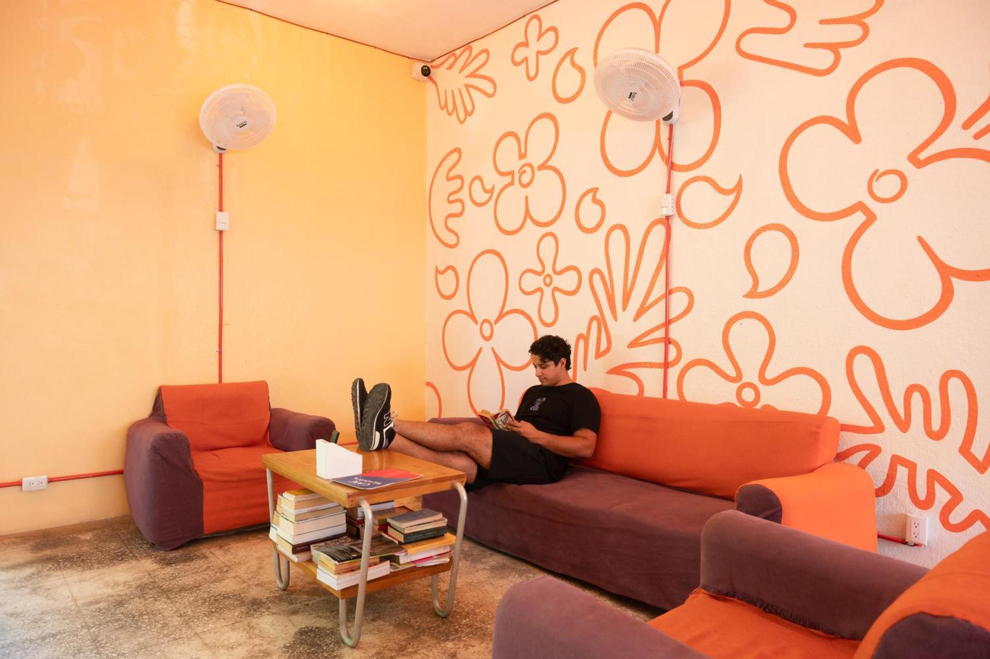 Macarena Hostel Flores Bagian luar foto